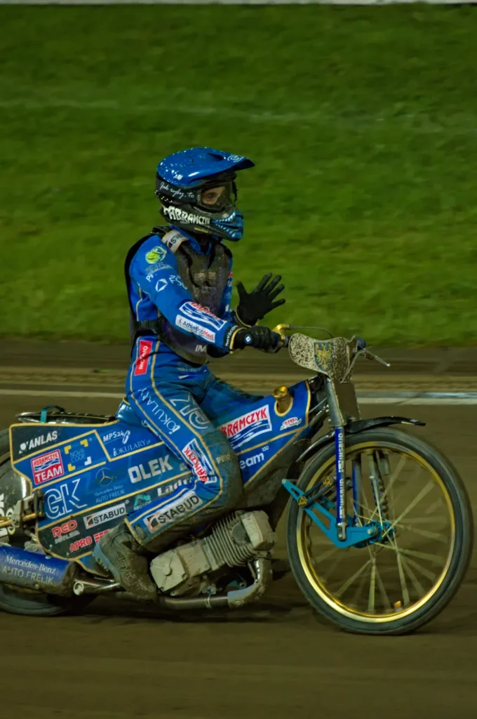 IMG_20250815_21372820