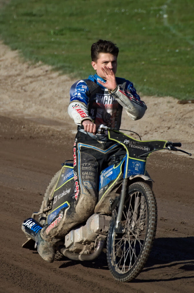 IMG_20260406_16192990